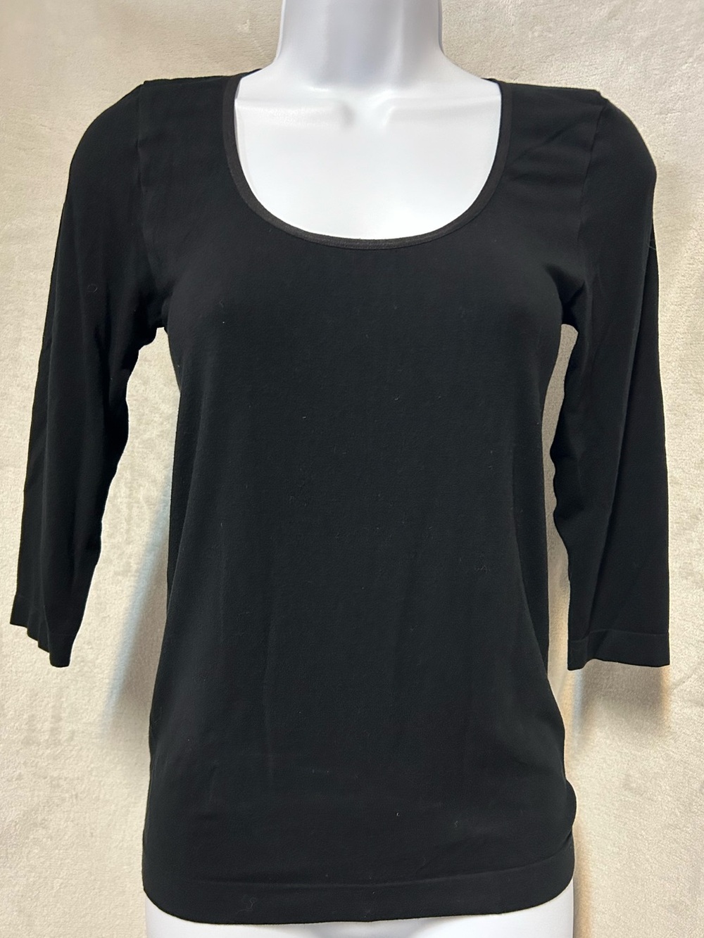BOODY Black Scoop Neck Long Sleeve Women's Tee